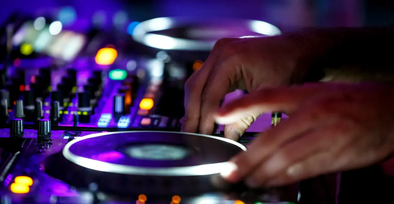 A Sound Engineering Checklist to Work Through Before You Commit